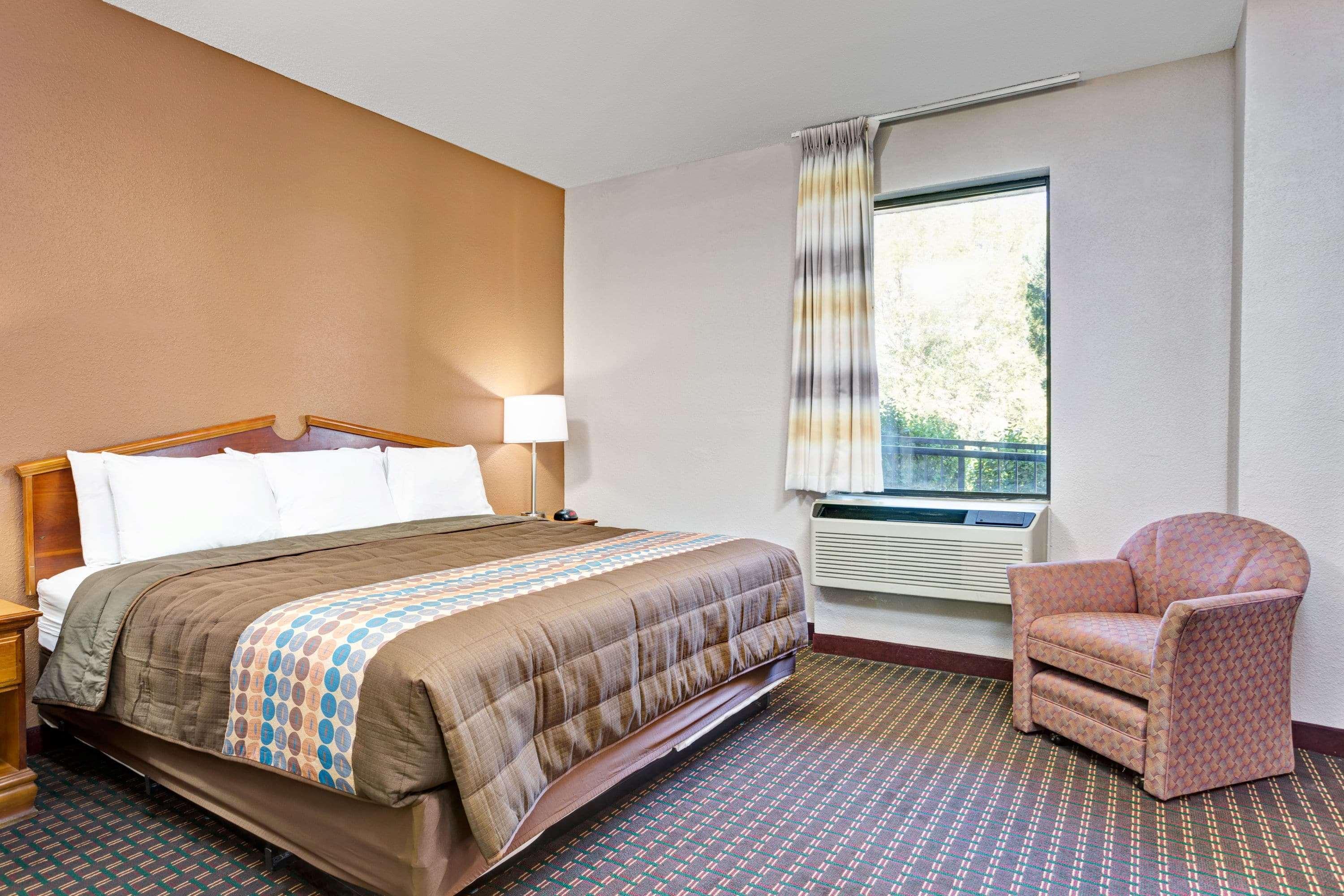 Days Inn By Wyndham Hernando Eksteriør billede